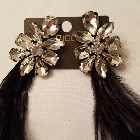 Chico's Jewelry - Fun Black Feather Earrings